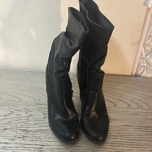 Sara Black Heeled Boots